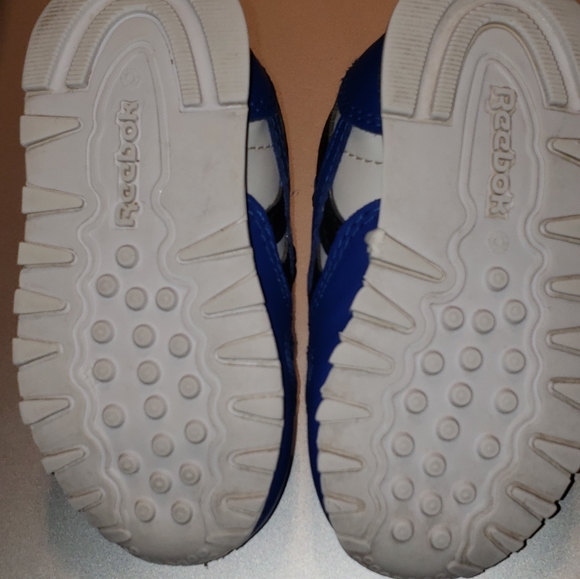 Toddler's Reebox Size 4 - Picture 3 of 3